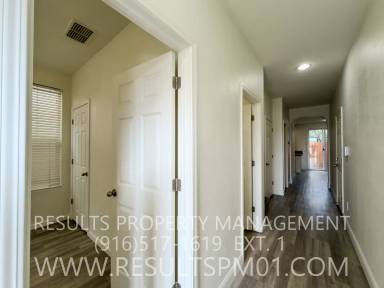 Main picture of 3696 Naturita Way