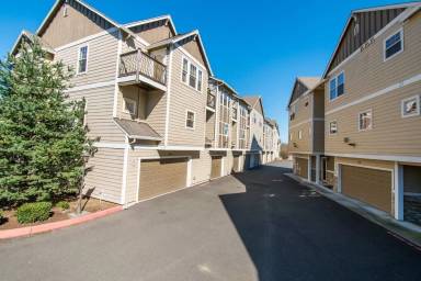 Main picture of 308 SW Eastman Pkwy