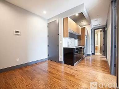 Main picture of 81 Stanhope St