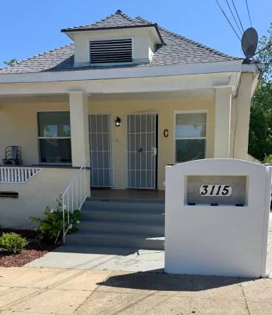 Main picture of 3115 42nd St