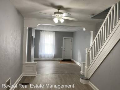 Main picture of 533 N Glover St