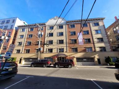 Main picture of Solo at Hudson