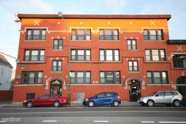 Main picture of 3156 W Diversey Apartments