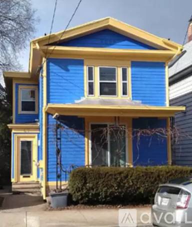 Main picture of 87 Lyon St