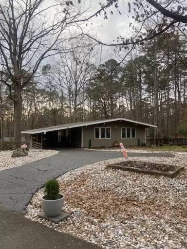 Main picture of 13 Valls Ln