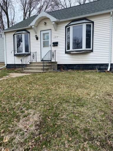 Main picture of 1723 Hawthorne Ave