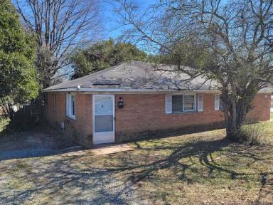 Main picture of 518 W Florida St