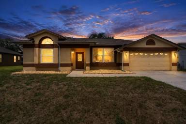 Main picture of 10435 Crestfield Dr