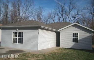Main picture of 2032 N Roosevelt Ave