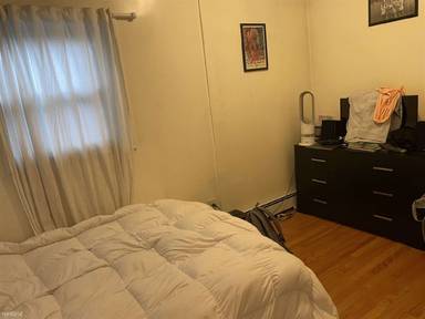 Main picture of 375 Prospect St