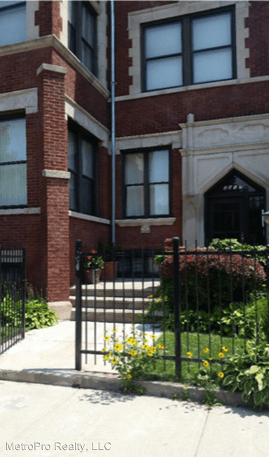 Main picture of 5017 S Drexel Blvd