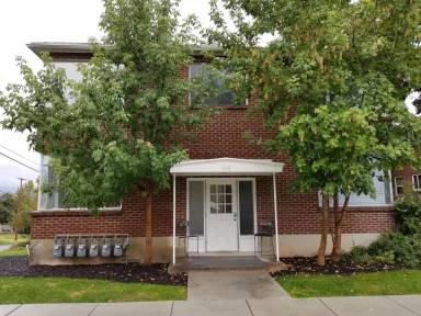 Main picture of 788 E 5th Ave