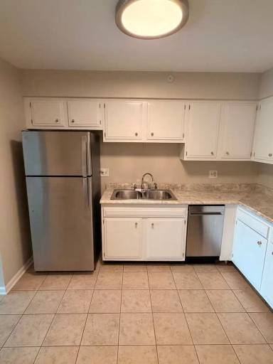 Main picture of 4 Walker Ave