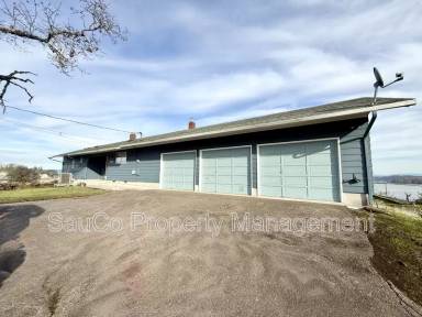 Main picture of 344 S 2nd St