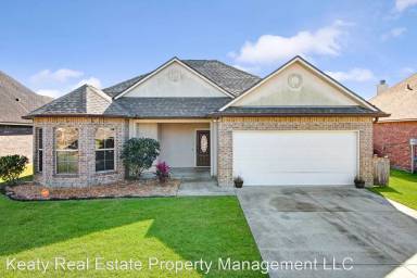 Main picture of 105 Picket Ln