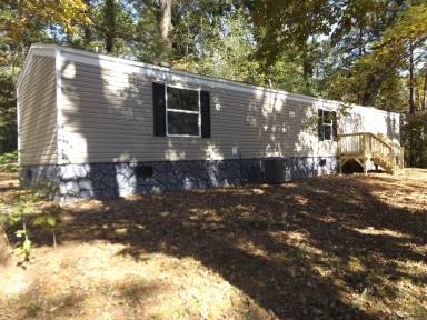 Main picture of 205 Martha Ct