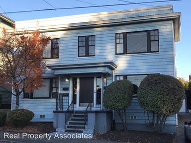 Main picture of 3932 Wallingford Ave N