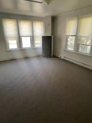 Main picture of 200 N 15th St