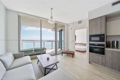 Main picture of Biscayne Beach