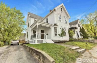Main picture of 22 Dearborn St