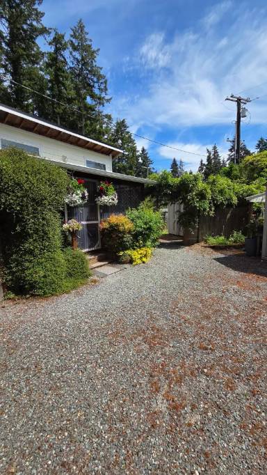 Main picture of 5623 84th St E