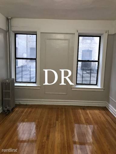 Main picture of 285 Hawthorne St