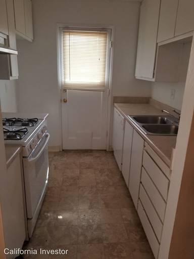 Main picture of 3684 Sapphire Dr