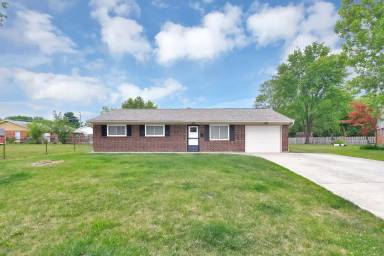 Main picture of 400 Manila Pl