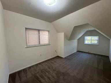 Main picture of 519 Lexington Ave