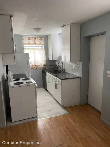 Main picture of 1478 Dale St N