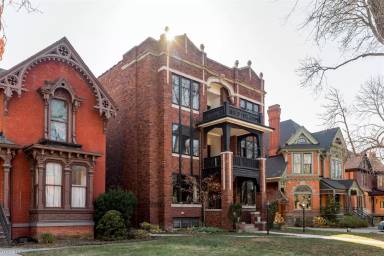 Main picture of 659 W Canfield St