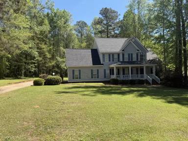 Main picture of 230 Clinton Crossing Dr