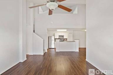 Main picture of 142 Macalpine Way