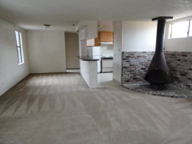Main picture of 209 1/2 Grand Ave