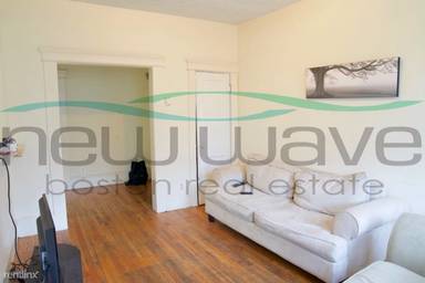 Main picture of 881 Huntington Ave