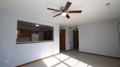 Main picture of 408 S Johnson Dr