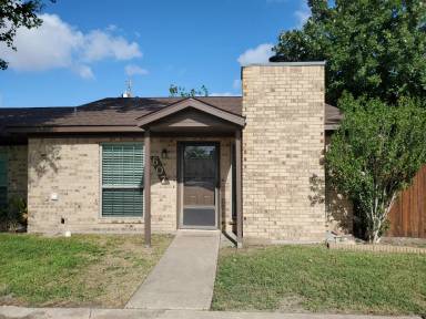 Main picture of 607 San Saba Ct