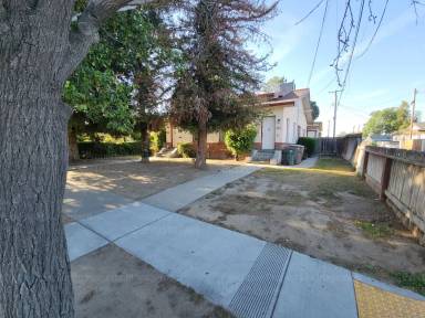 Main picture of 2111 Palm St