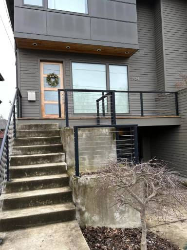 Main picture of 3924 SE 34th Ave