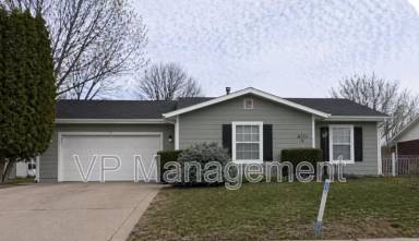 Main picture of 4547 N Main St