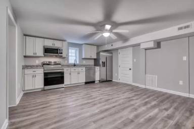 Main picture of 6722 Brentwood Ave