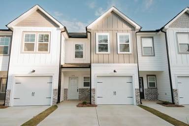 Main picture of 4511 Chestnut Trl