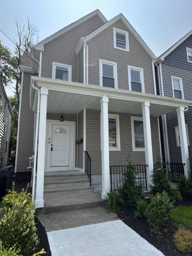 Main picture of 46 N Jefferson St