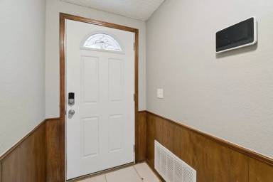 Main picture of 1205 Swan Lake Rd