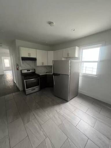 Main picture of 877 S 14th St
