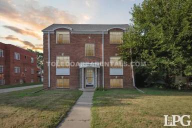 Main picture of 2238 W Sylvania Ave. Toledo, Ohio 43613 - Unit 5