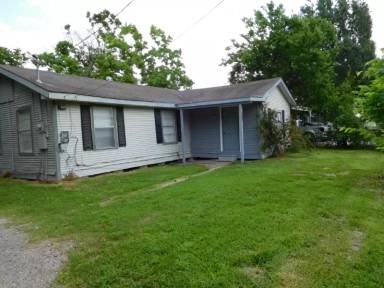Main picture of 314 Bud Ln