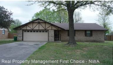 Main picture of 1705 Glen St