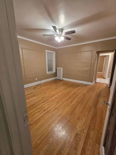 Main picture of 8031 S Rhodes Ave