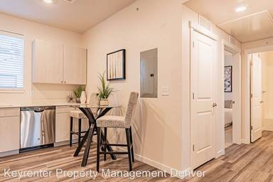 Main picture of 1091 Carr St